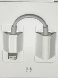 純正アップル　イヤホンジャック　Apple純正 3.5 mm 変換アダプタ