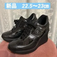 新品　agile by RUCOLINEスパンコール厚底ヒールスニーカー22.5