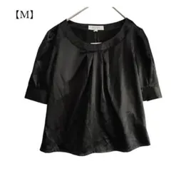 【tesera／新品タグ付】半袖 ブラウス　光沢　黒　ブラック　Mサイズ