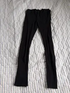 150サイズ　美品　黒 後ろポケット付き　スパッツ