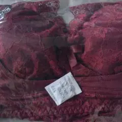 新品　エレアリーナイトブラ Mサイズ（ボルドー）在庫僅少