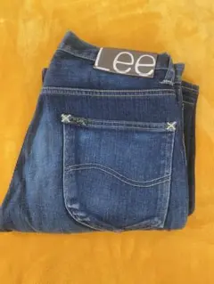 Lee ダークブルー ストレートレッグデニム