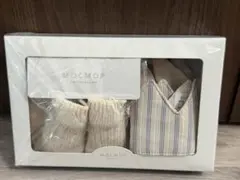 ベビーギフト　箱入り　4点セット