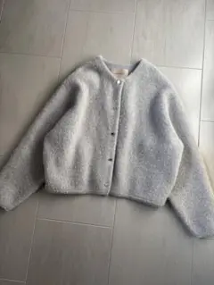 JUSGLITTY グレー ノーカラーニットコート　ジャケット