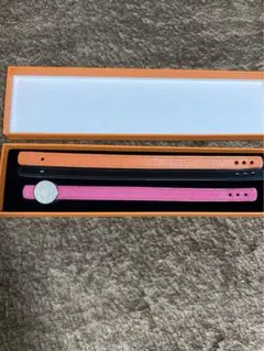 セリエ ルーピング ブレスレット バングル