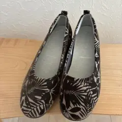 Item thumbnail for item c2c6a5e6-a526-4588-8258-e82eeec54f93