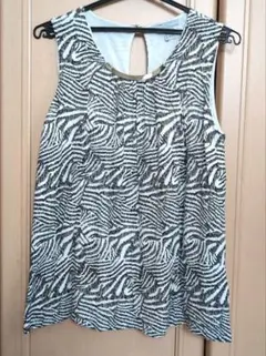 【美品】H＆M ノースリーブ カットソー ゼブラ ゴールド金具　Ｌ　タンクトップ