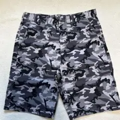 GU ストレッチ迷彩柄ショートパンツ