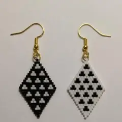 デリカビーズピアス(菱)③
