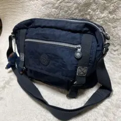 Kipling キプリング　ショルダーバッグ　ネイビー　ゴリラチャーム 斜め掛け
