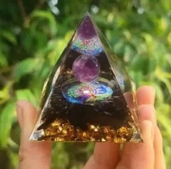 オルゴナイト ブラック 黒 ピラミッド 浄化 クリスタル オブジェ 置物