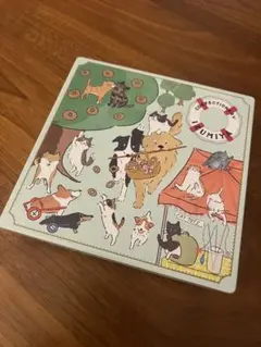 泉屋東京店★クッキーの森★空き缶★ブリキ★昭和レトロ★インテリア★アニマル★猫
