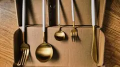 Item thumbnail for item 1ba4e249-014f-40ce-8c8b-aa7c7bf0f80a