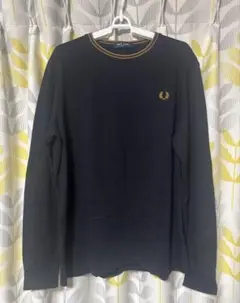 【美品】FRED PERRY フレッドペリー ロンT ネイビー