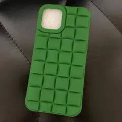 iPhone 12/12 Pro用グリーンシリコンケース