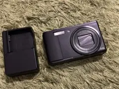 デジタルカメラ　RICOH R8 ⚠︎充電器なし⚠︎ デジタルカメラ RICOH R8 ⚠︎充電器なし⚠︎ 眩しく