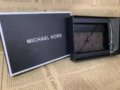 新品未使用 MICHAEL KORS ロゴ入りカードケース(キーリング付き)