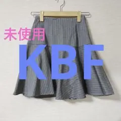 新品【KBF】スカート gray