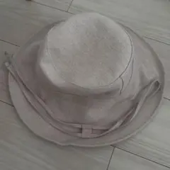 ユニクロ　ベージュ ハット　55-58cm