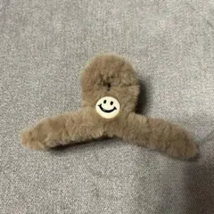 新品　未使用　ヘアクリップ　ファー　ヘアアクセサリー　にこちゃん　スマイル　韓国