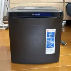 Item thumbnail for item 5e0667b2-6f70-467a-93d5-de8d9b6a22bc