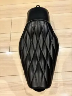 【希少】YAMAHA BOLT用イージーライダース製ガンファイターシート ヤマハ BOLTにイージーライダースのガンファイターシートを