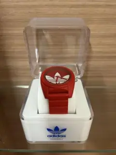 adidas アナログ腕時計 レッド