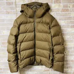 美品 ユニクロ シームレスダウンジャケット XL