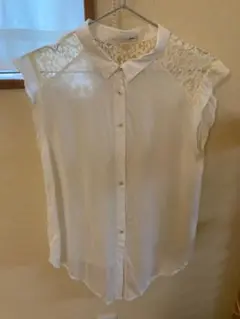 ノースリーブシャツブラウス