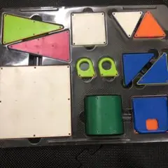 欠品なし　ピタゴラス　ひらめきのプレート　64パーツ