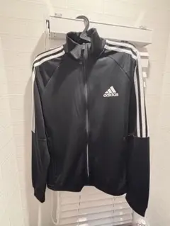 adidas ジップアップジャケット 黒