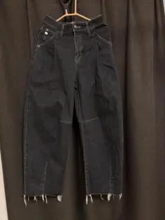 フリークスストア　サムシング 別注TUCK CURVE WIDE DENIM