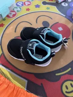 DOUBLE.B ブラックスニーカー