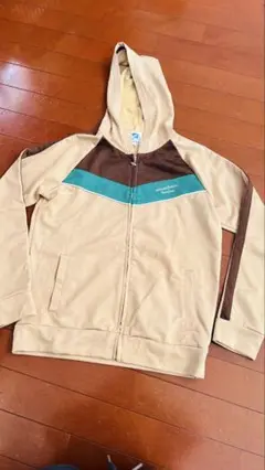 アーノルドパーマーのジャージ上衣