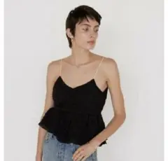 シャーリングTwistyパッドinキャミ　Mサイズ　searoomlynn パッドinスパゲッティSQUAREキャミ