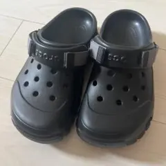 crocs 厚底 黒