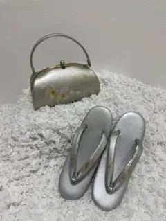 ☆送料込み☆ 礼装用シルバー系 草履バッグセット フリーサイズ 留袖