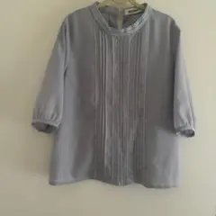 薄い青の五分袖シャツ M