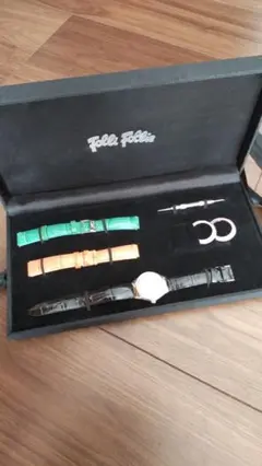 フォリフォリ 時計