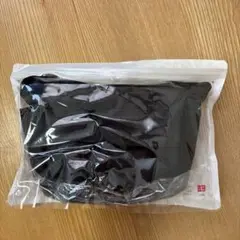 ユニクロ ノベルティマルチポケットミニバッグ