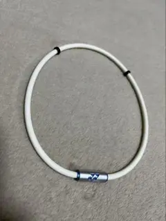 YONEX POWERNECKLACEホワイトヨネックスの磁気ネックレスです V4パワーネックレスネオプラス. YOX00024|YOX00024】ヨネックス