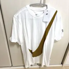 新品　タグ付き　NIKE Tシャツ