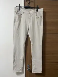 グローバルワークにて購入したパンツ