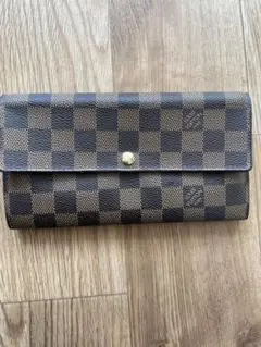 ルイ・ヴィトン ダミエ財布