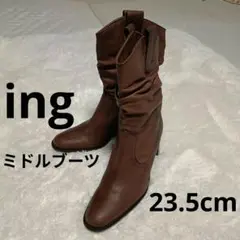 Item thumbnail for item b6e2791d-95ac-4420-a60c-1f8c222bfa79