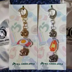 MrsGREENAPPLE ランダムチャームキーホルダー 2点