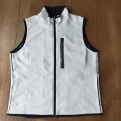 エレッセellesse　ベスト Mサイズ