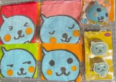 Qoo フェイスタオル 全4種＋フェイス型ぬいぐるみキーチェーン＋おまけ