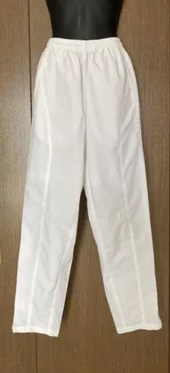 HUITIÈMEパンツ　ホワイト！