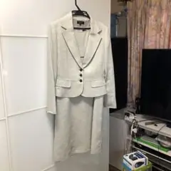 フォールスーツ